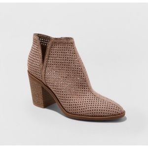 DV by Dolce Vita Taupe Booties